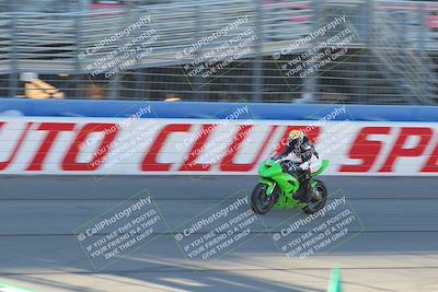 media/Nov-26-2022-Fastrack Riders (Sat) [[b001e85eef]]/Level 3/Session 1 Front Straight/